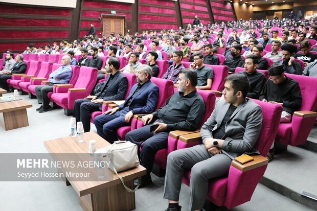 گردهمایی مسئولین انجمن های اسلامی مدارس در مشهد