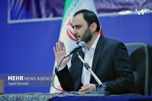 دولت تمرکز خود را بر حل بنیادین و ریشهای تورم قرار داده است