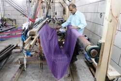 نفس‌های آخر شعر بافی در مشهد