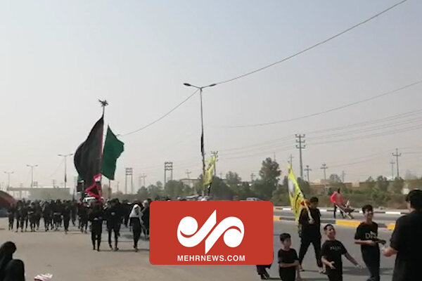 تصاویری از پیاده‌روی اربعین حسینی از شهر بصره به سمت کربلا
