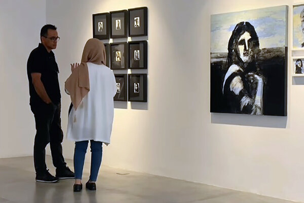 نگارخانه استاندارد نداریم!/ با طیفهای مختلف نگارخانهها مواجهیم