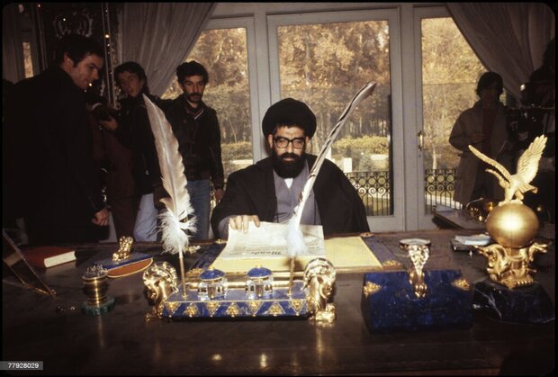 نقش مهم آیت الله مصطفوی در حفظ کاخ نیاوران