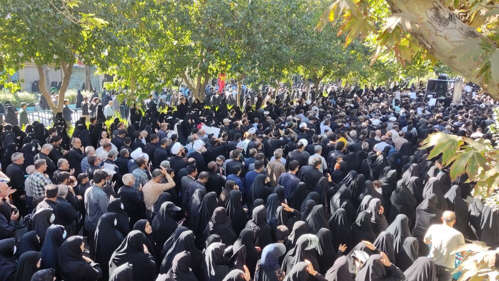 سنگ تمام اصفهانیها برای وداع با آیتالله ناصری