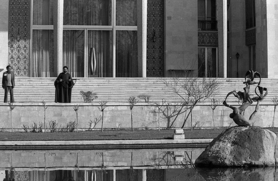 نقش مهم آیت الله مصطفوی در حفظ کاخ نیاوران