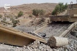 ائتلاف متجاوز راه ها و پل های یمن را هدف قرار داده است