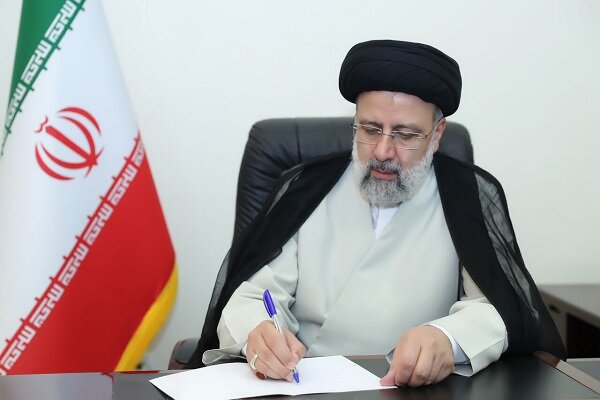 رئيسي يبلغ قانون انضمام إيران إلى "منظمة شنغهاي للتعاون" للوزارات والهيئات ذات الصلة