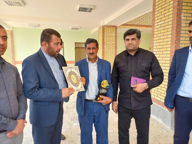 مدرسه ۶ کلاسه در «بهرباغ» شهرستان جم افتتاح شد