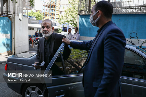 ایرانی وزیر داخلہ کی مہر خبر رساں ایجنسی کے دفتر کا دورہ
