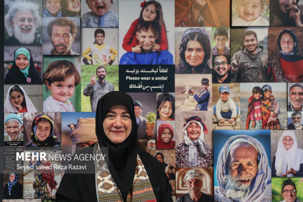 قوانین حوزه صنایع دستی را در اتاقهای در بسته مینویسند