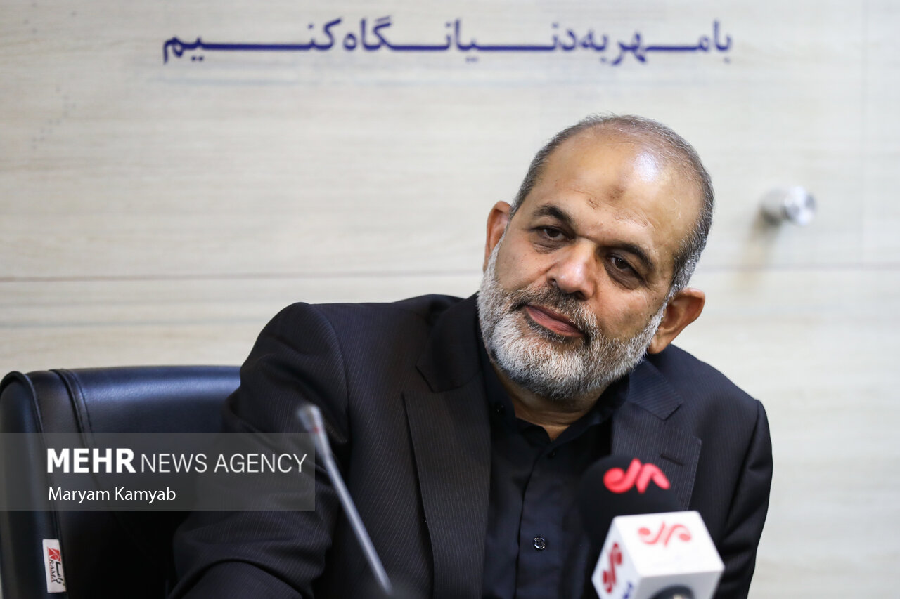 «منهای مرکز» بستری برای رصد عملکرد دولت و مطالبهگری ملت