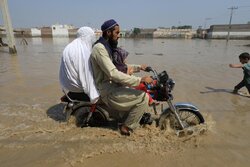 Pakistan'da sel: 5 ölü