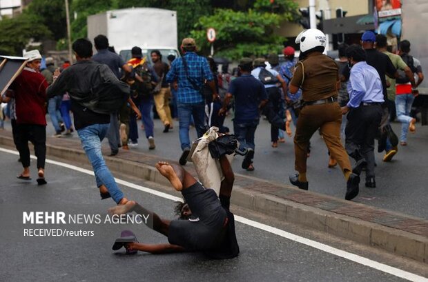 درگیری مردم با پلیس سریلانکا در پی بحران اقتصادی