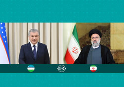 الرئيس الإيراني يهنئ بالعيد الوطني لجمهورية أوزبكستان
