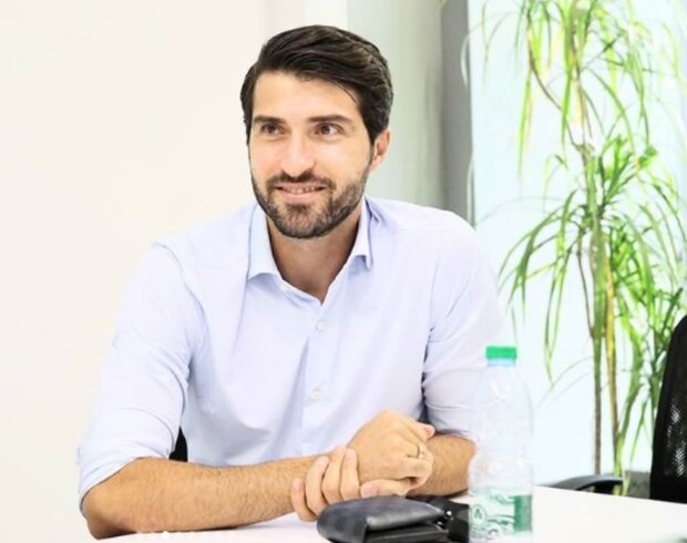 تصاویری از پیوستن مهاجم ایران به باشگاه اومونیا قبرس