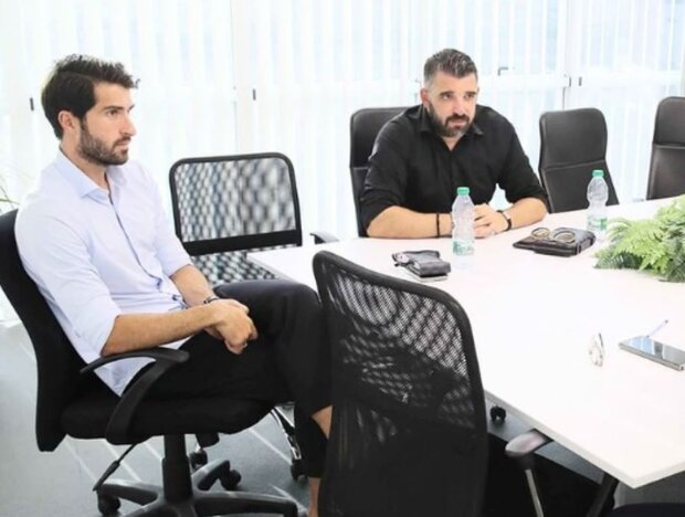 تصاویری از پیوستن مهاجم ایران به باشگاه اومونیا قبرس