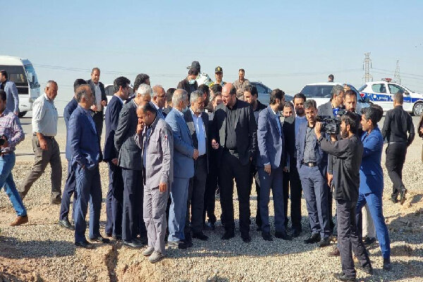 بهره برداری از طرح های عمرانی پاکشت با حضور معاون رئیس جمهور