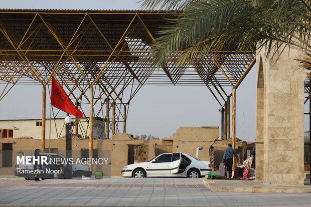 افزایش تردد زوار/ پارکینگ مهران مملو از خودرو/ تمرچین بازگشایی شد