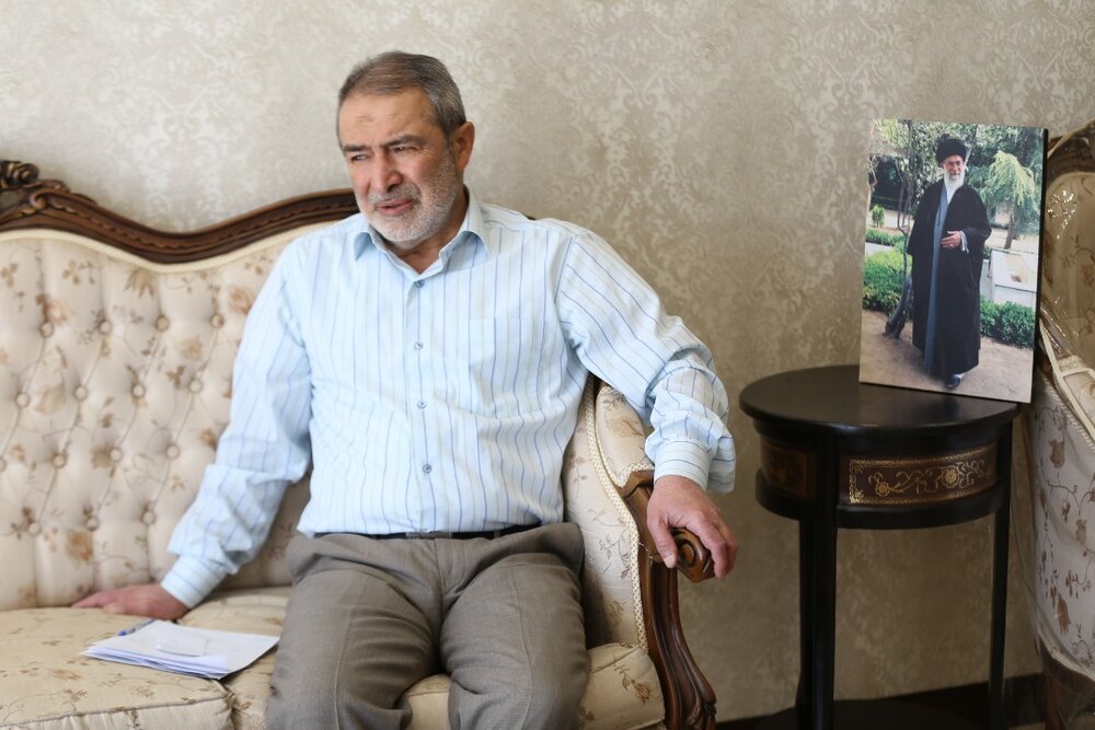 روایتهایی از عمری رشادت در دوران انقلاب و جنگ تحمیلی