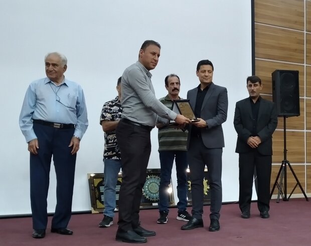 داوران شهرستان گناوه تجلیل شدند