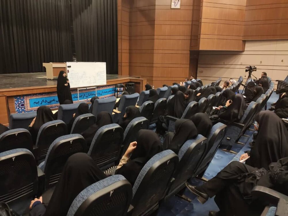 برپایی کارگاه مهارت‌های سبک زندگی اسلامی، ایرانی در مدارس یزد