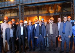 وزیر صمت از  ٢ واحد بزرگ صنعتی و معدنی اردکان بازدید کرد