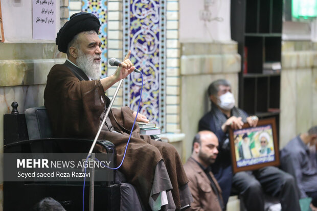 مجلس ترحیم آیت الله ناصری 36