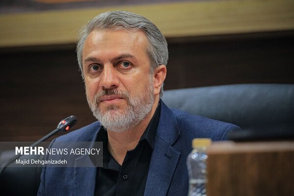 فروش خارج از ضابطه خودرو به دستگاه ها/ گزارش تخلفات ارائه می شود فروش خارج از ضابطه خودرو به دستگاه ها/ گزارش تخلفات ارائه می شود