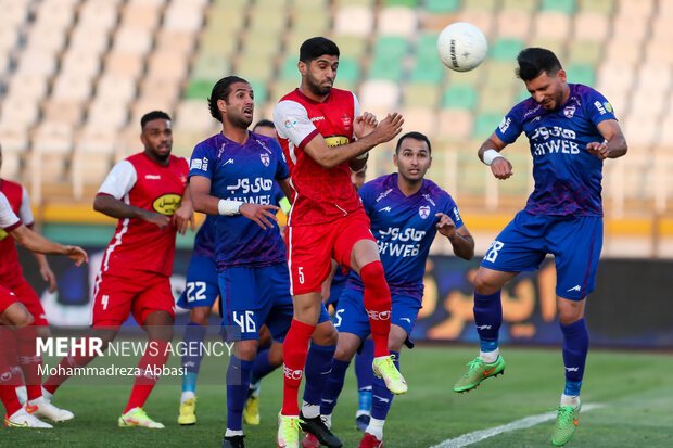 نگاهی به آمار پرسپولیس مقابل هوادار/ خط امن هوایی در دفاع