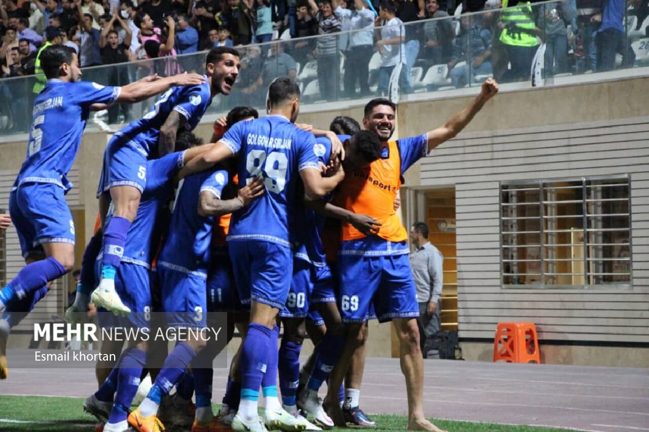 Mehr News Agency - Persepolis vs Sepahan: IPL matchday 5