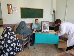 ویزیت رایگان ۶۰۰ نفر در اردوی جهادی پزشکان جهرم