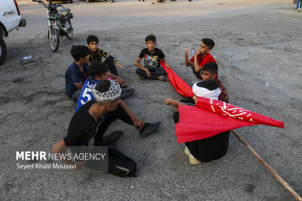 Arbaeen pilgrimage trekking