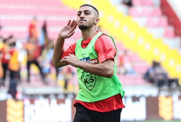 مقایسه لیست قلعهنویی با کیروش؛مدافع پرسپولیس در ماتریس هم نبود!