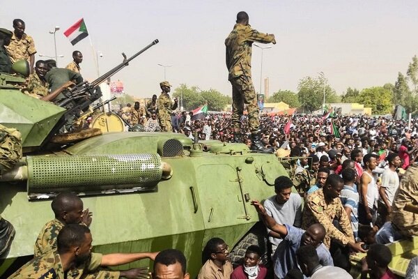 سودان به «مثلث وحشت» نیرو اعزام کرد