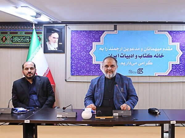 کتابهای ایرانی با وسواس خاصی برای ترجمه به روسی انتخاب میشوند