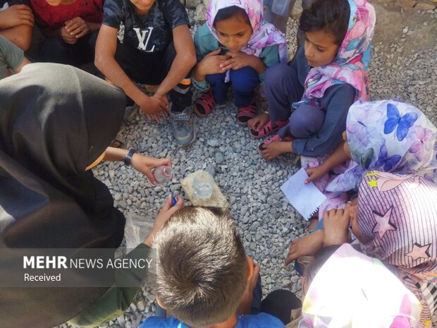 ۵۷۳ معلم جهادی عازم نقاط کمتر برخوردار کشور شدند 