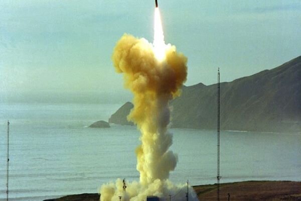 US announces intercontinental ballistic missile test