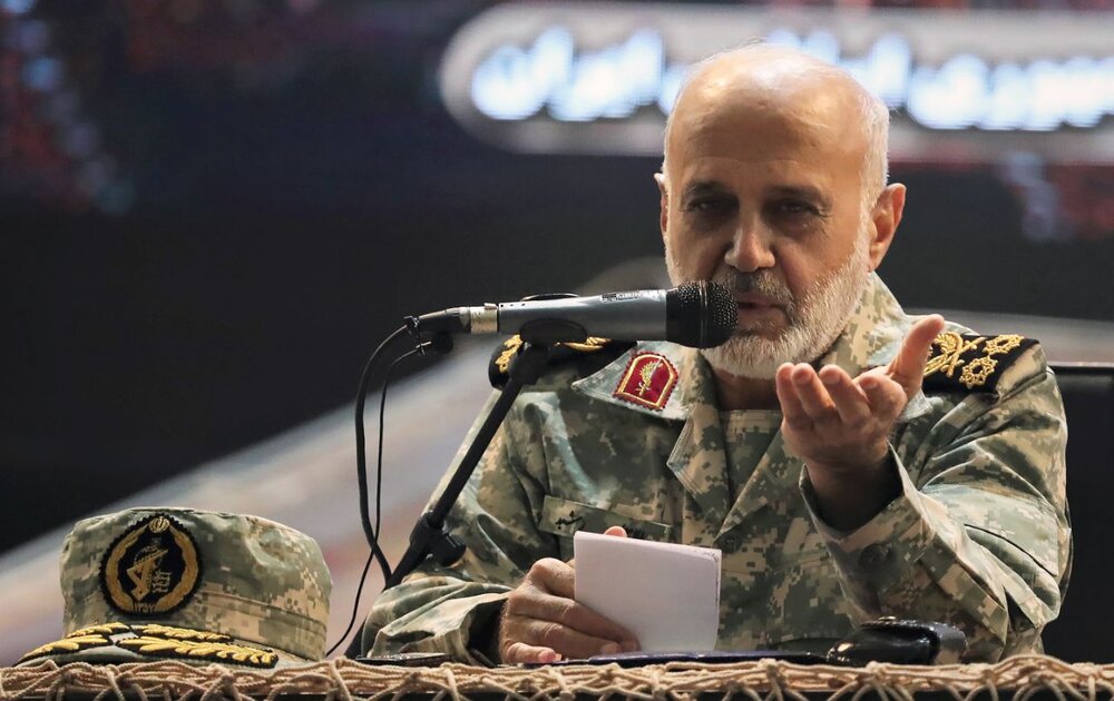دشمن بعثی اگر از ظرفیت عظیم ارتش اطلاع داشت به ایران حمله نمی‌کرد