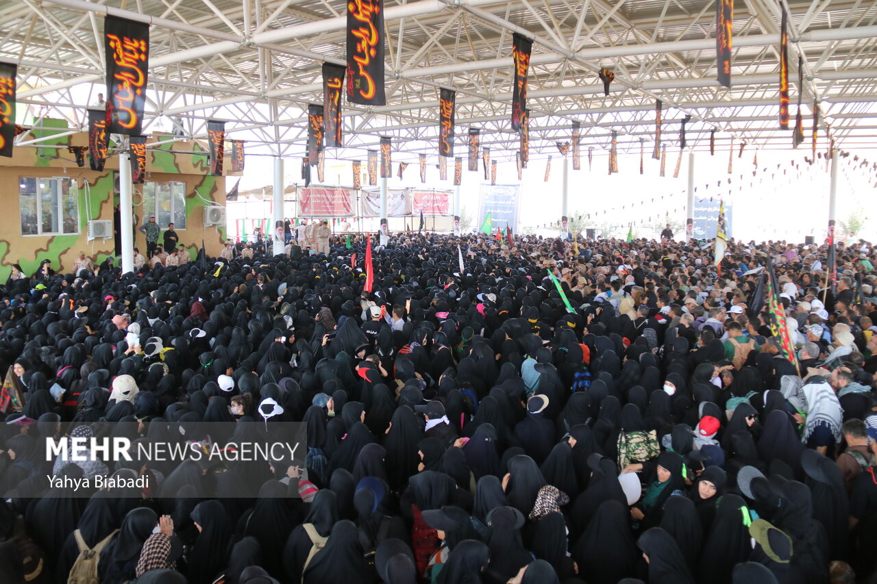 اوجگیری تردد درمهران/نیازموکبها به آب/ورود۱.۱میلیون نفر به عراق