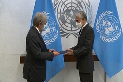 سفير إيران الجديد لدى الأمم المتحدة يقدم أوراق اعتماده ل"غوتيريش"