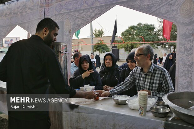 خدمات رسانی موکب چالوس به زائران حسینی در نجف اشرف