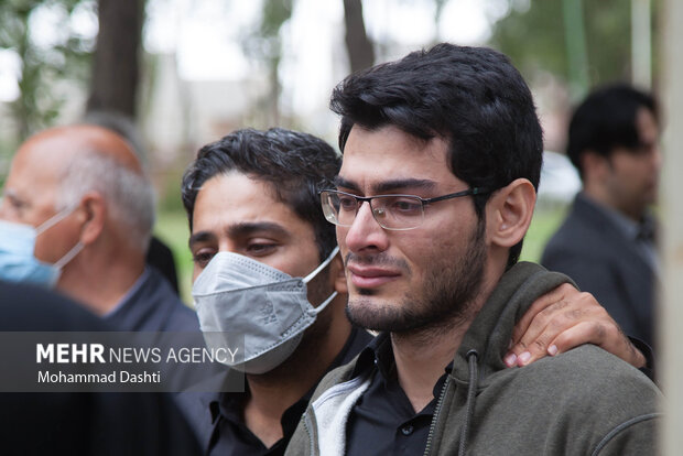 وداع با شکوه <a href='https://sayeb.ir/tag/%d8%a7%d8%b1%d8%af%d8%a8%db%8c%d9%84'></div>اردبیل</a>یها با <a href='https://sayeb.ir/tag/%db%8c%d9%88%d8%b3%d9%81-%d9%85%d8%b9%d9%85%d8%a7%d8%b1%db%8c'>یوسف معماری</a>