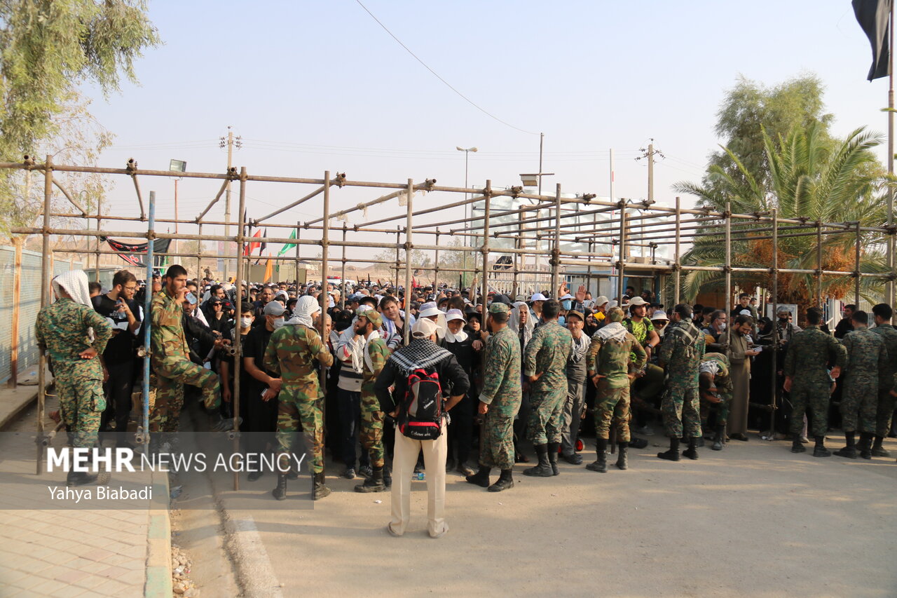 ازدحام در مهران؛ خسروی مملو از زائران/ مخبر و وحیدی در مناطق مرزی