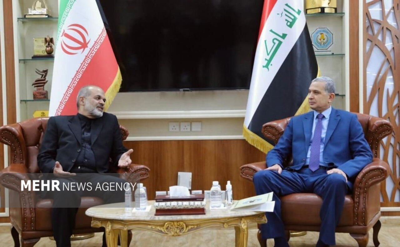 وزیر کشور با همتای عراقی خود دیدار کرد