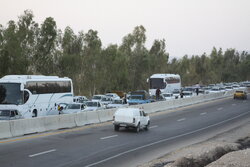 ترافیک سنگین در مرزها/ ظرفیت تمام پارکینگ‌ها پر شده است