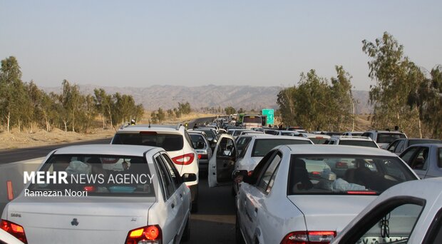 ترافیک سنگین در آزادراه کرج - قزوین و جاده چالوس