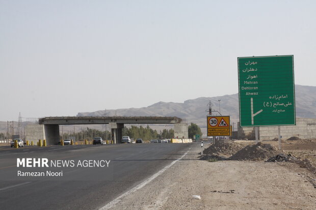 تکمیل ۶ پروژه راهسازی در مسیر ایلام-مهران 