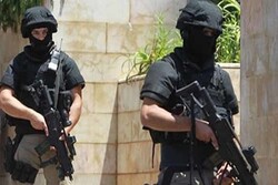 بازداشت ۸ تروریست داعشی در لبنان