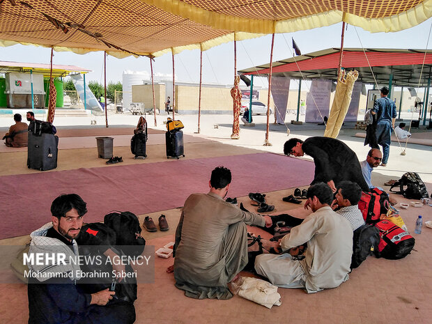 حال و هوای زوار پاکستانی در مرز ریمدان