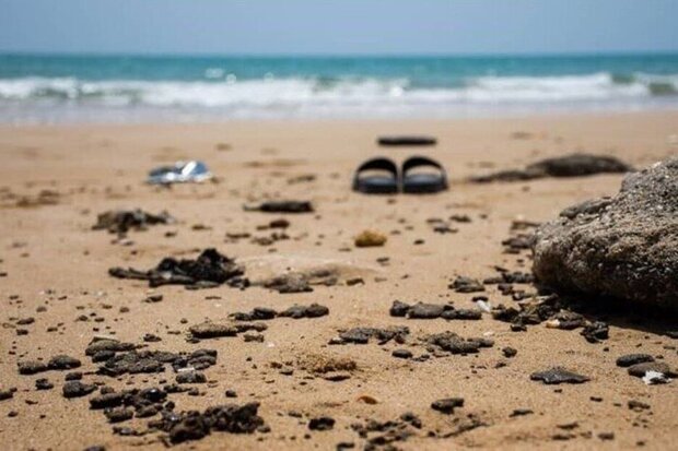 قصه ای تکراری در استان بوشهر/ ورود آلودگیهای نفتی به ساحل و دریا