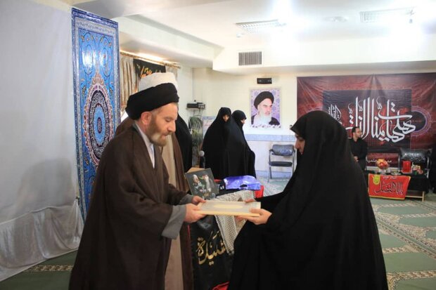 مدیر مدرسه علمیه «معصومیه» خواهران خرمآباد معرفی شد